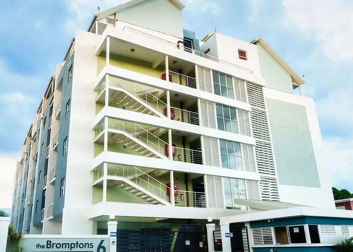 Choose To Be Happy At Brompton Estates - One And Two Bedroom With Pool