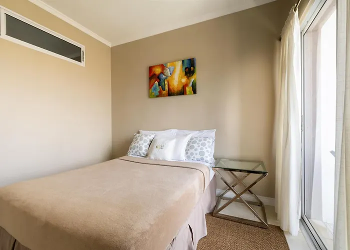 Choose To Be Happy At Brompton Estates - One And Two Bedroom With Pool